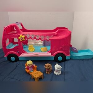 Little People Barbie Dream Camper Van Figures